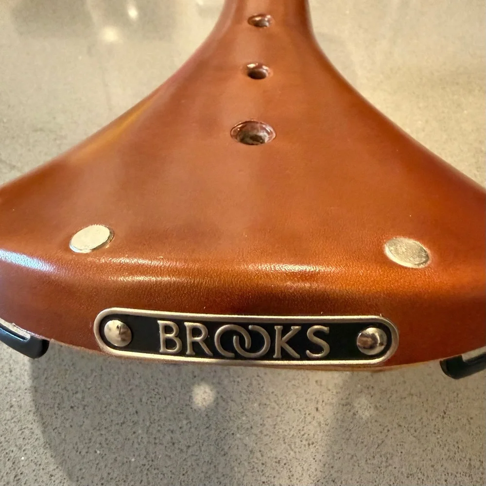Brooks Honey Leather Bicycle Saddle - Picture 4 of 9